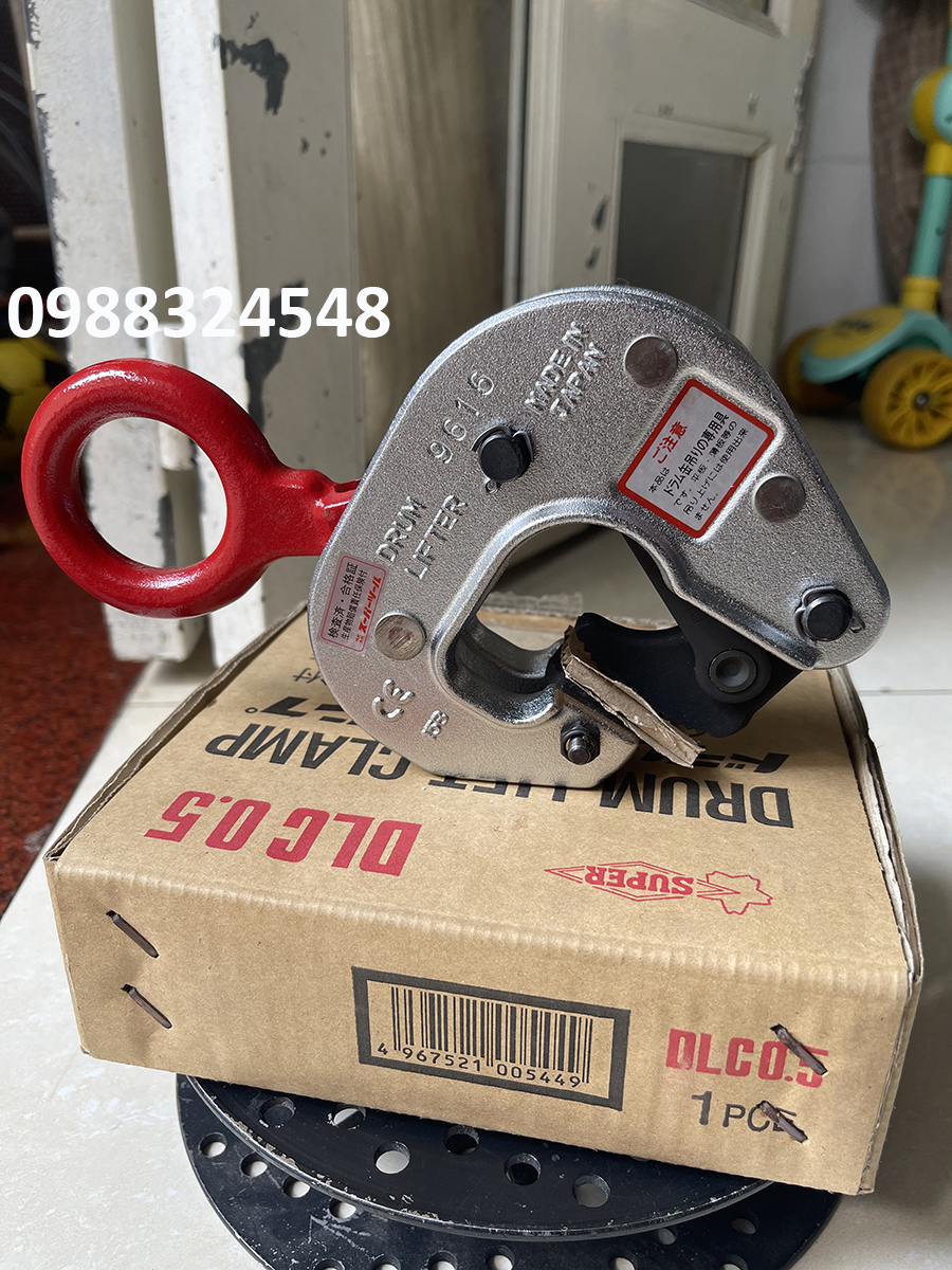 Kẹp thùng phi 500kg Supertool DLC-0.5
