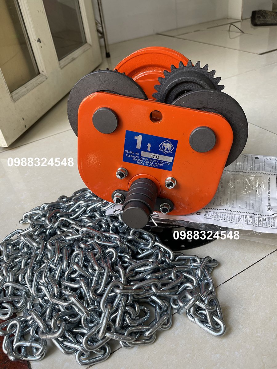 Con chạy kéo tay 1 tấn Elephant G-1