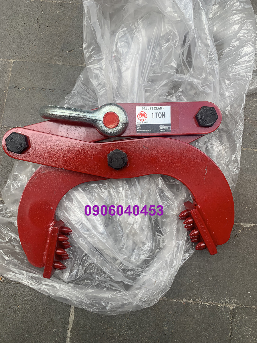 Kẹp kéo pallet 1 tấn Riken VK-1